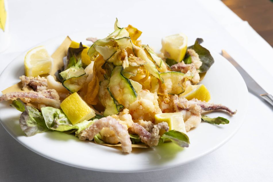 Pesce fresco ogni giorno: alla griglia, al sale o al forno, scelto con cura dal nostro chef